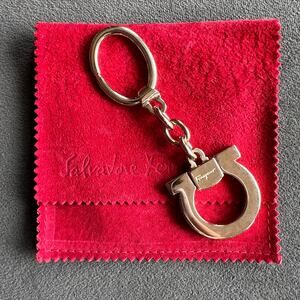 Ferragamo Men Gancini Gold Keychain Bag Charm Iconic Timeless Style MINT
